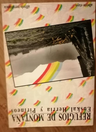 Portada del libro de Refugios de Montaña. Euskal Herria y Pirineos.