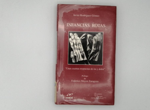 Portada del libro de INFANCIAS ROTAS