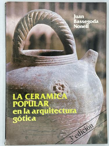 Portada del libro de Cerámica popular en la arquitectura gótica, la