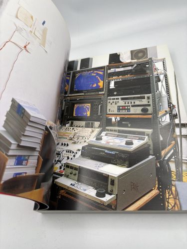 Portada del libro de Los mundos de Nam June Paik