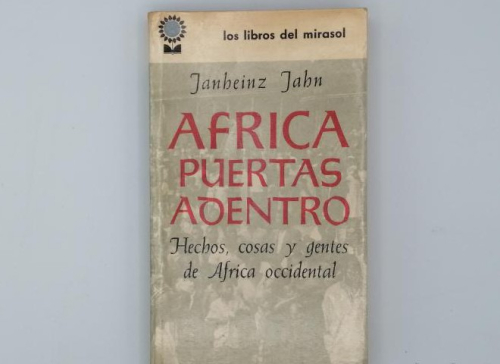 Book cover from ÁFRICA PUERTAS ADENTRO