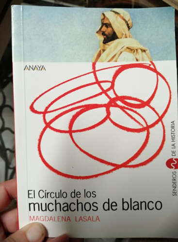 Book cover from EL CÍRCULO DE LOS MUCHACHOS DE BLANCO