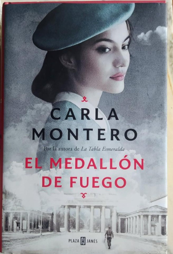 Portada del libro de EL MEDALLÓN DE FUEGO