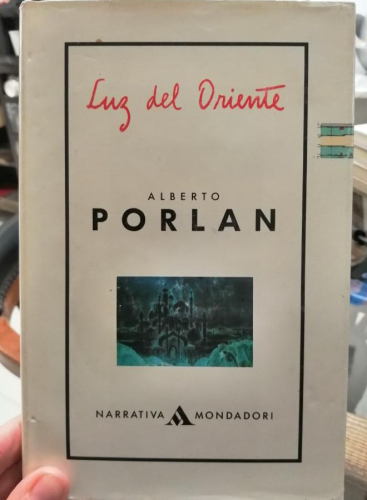 Book cover from Luz del Oriente. Alberto Porlan.