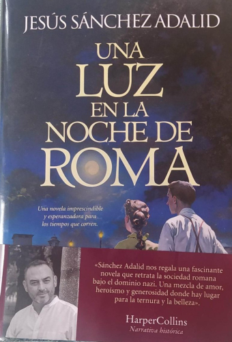 Portada del libro de UNA LUZ EN LA NOCHE DE ROMA