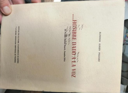 Portada del libro de HOMBRE DADO A LA VOZ