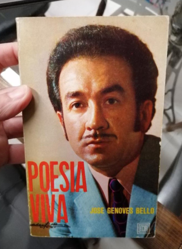 Portada del libro de POESÍA VIVA