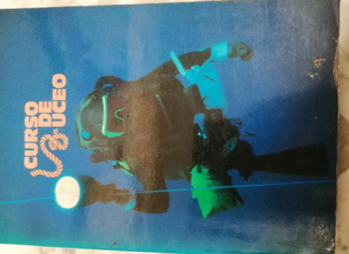 Portada del libro de Curso de buceo. 1986.